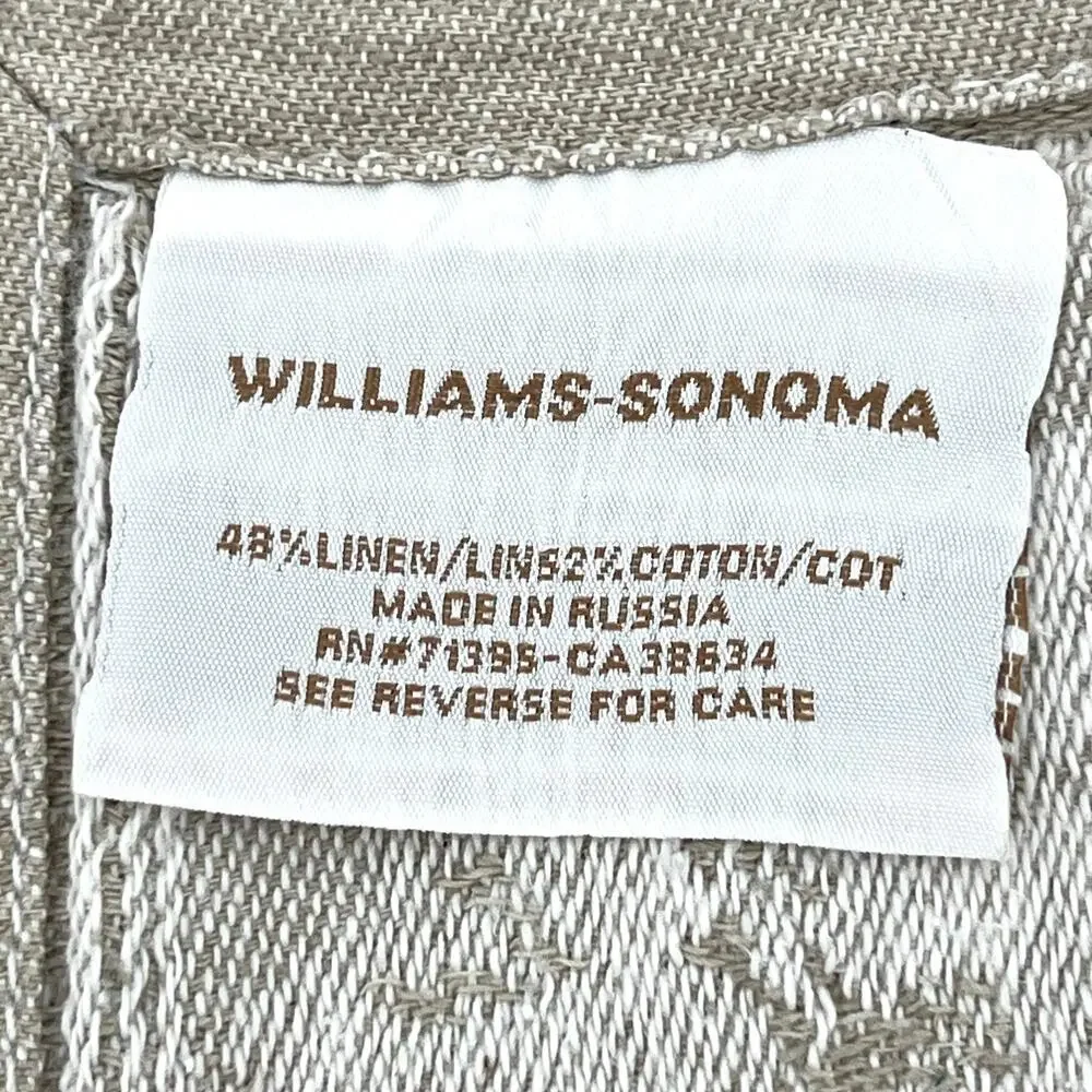 Williams Sonoma  linen blend grappes vines tablecloth and napkins
